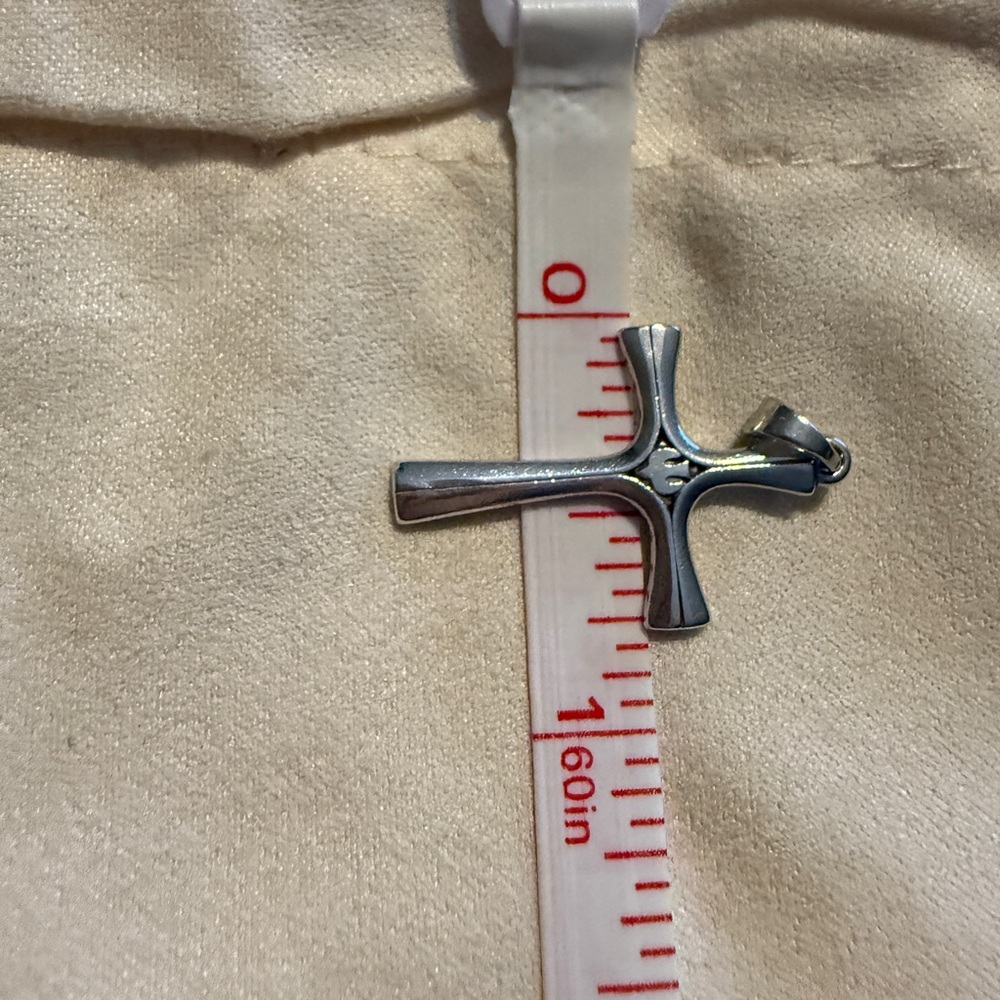 Retired James Avery Sterling Silver Descending Dove Serenity Cross Pendant EUC - Picture 6 of 14